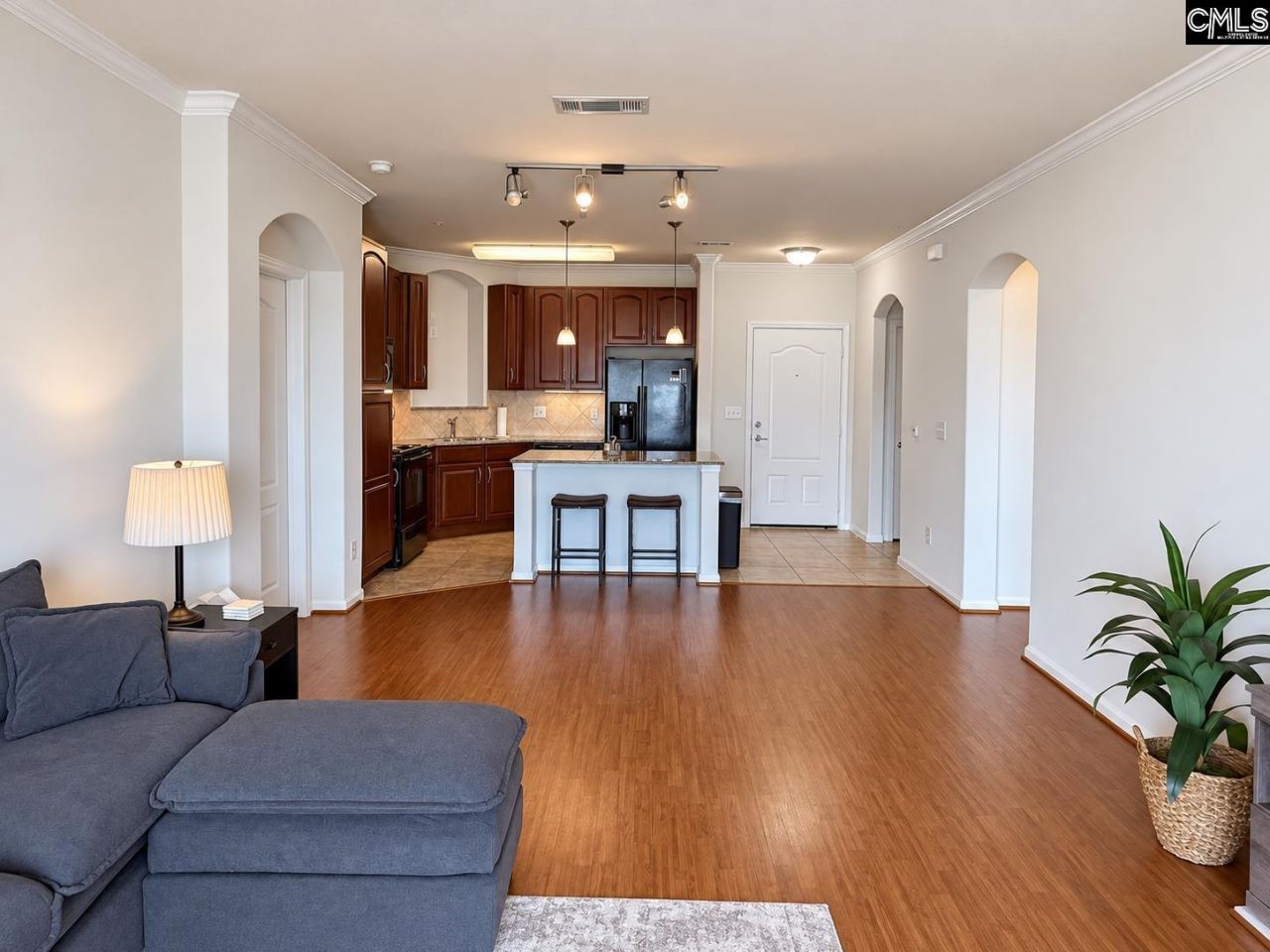 1085 Shop Road  Photo 7