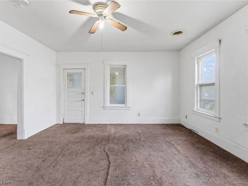 3676 E 65th Street, Cleveland, OH 44105 Photo 9