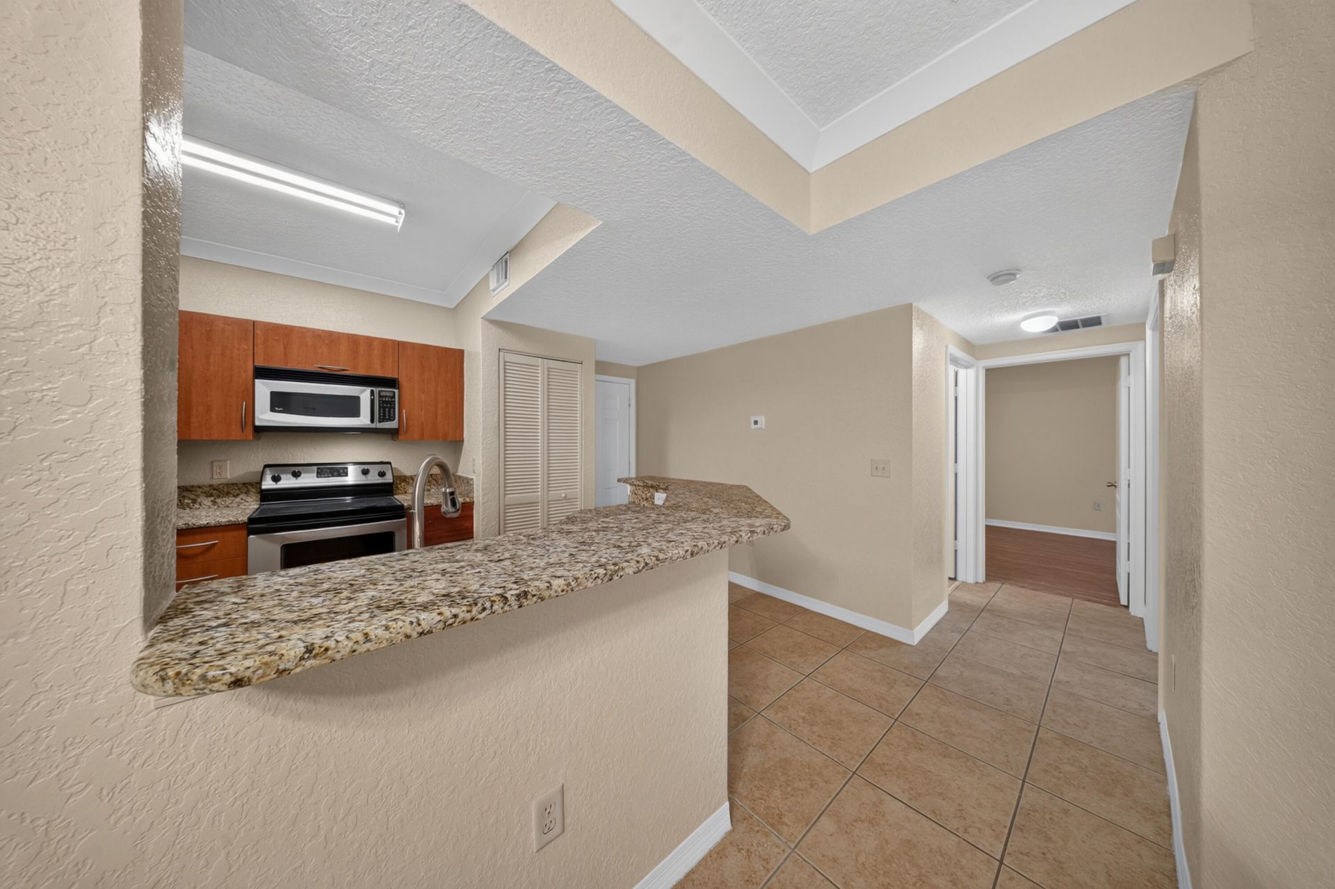 150 SW Peacock Boulevard, Unit 26-102, Port Saint Lucie, FL 34986 Photo