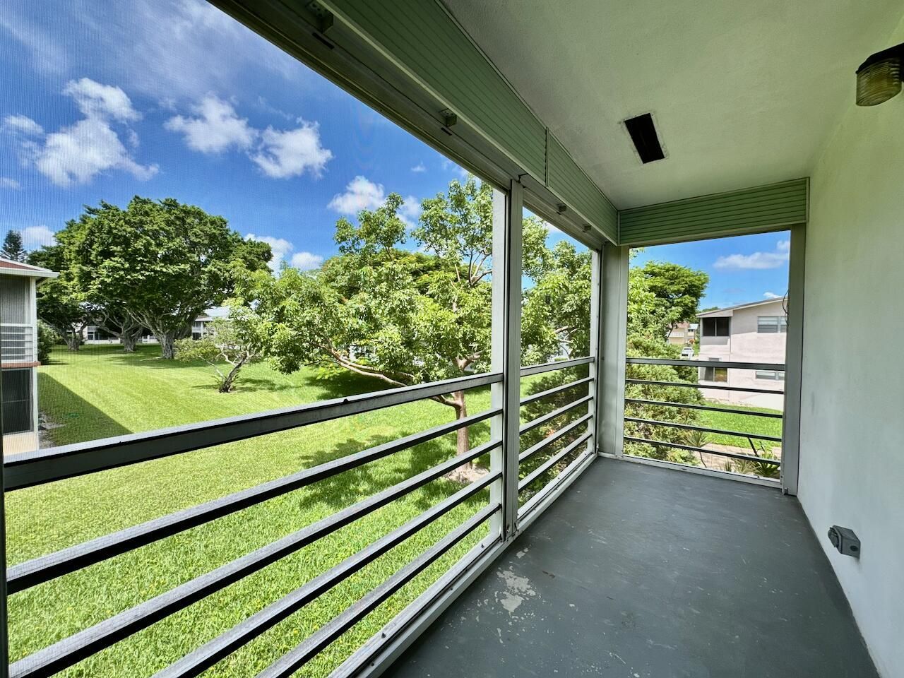 44 Canterbury B, West Palm Beach, FL 33417 Photo