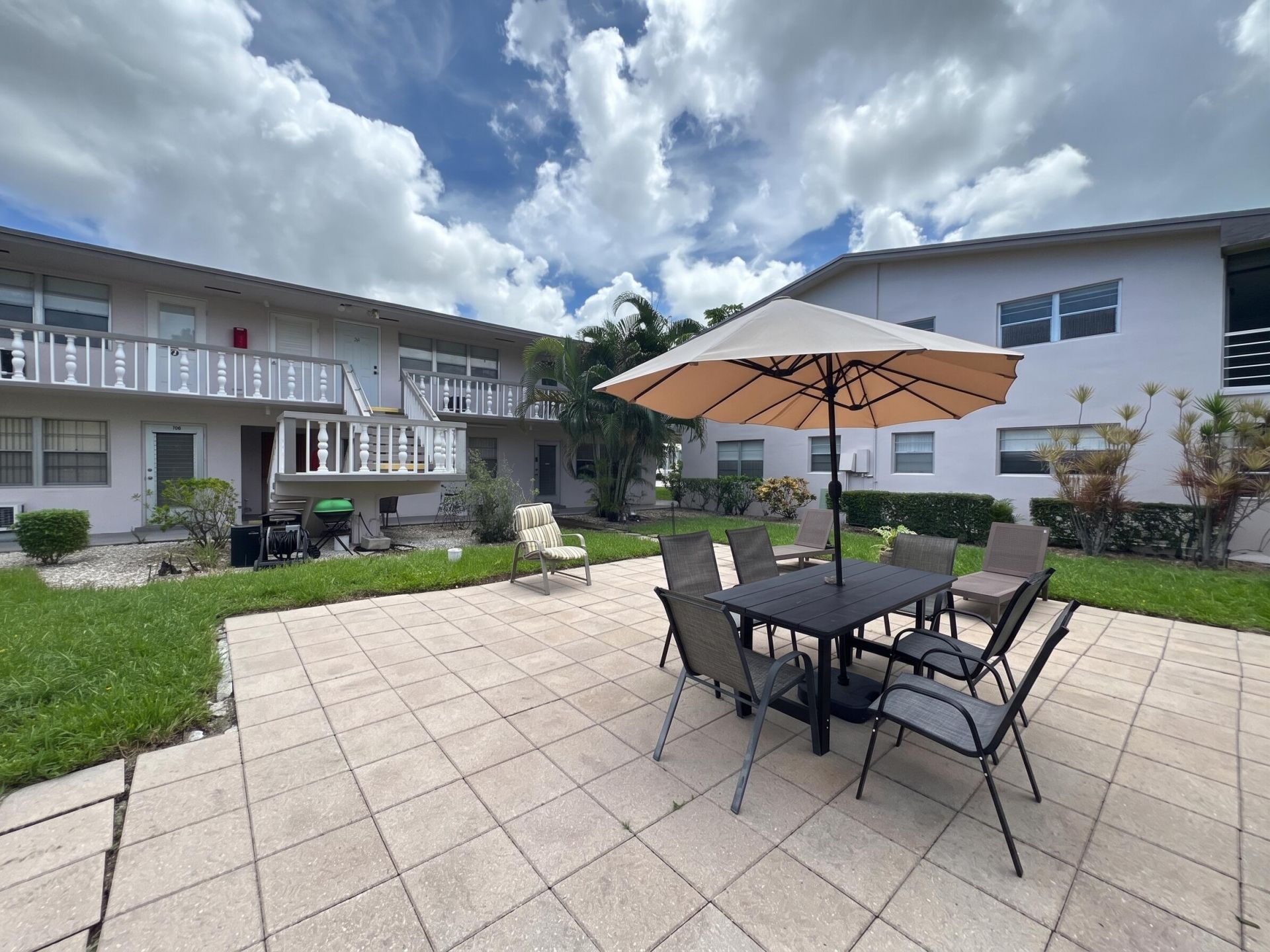44 Canterbury B, West Palm Beach, FL 33417 Photo