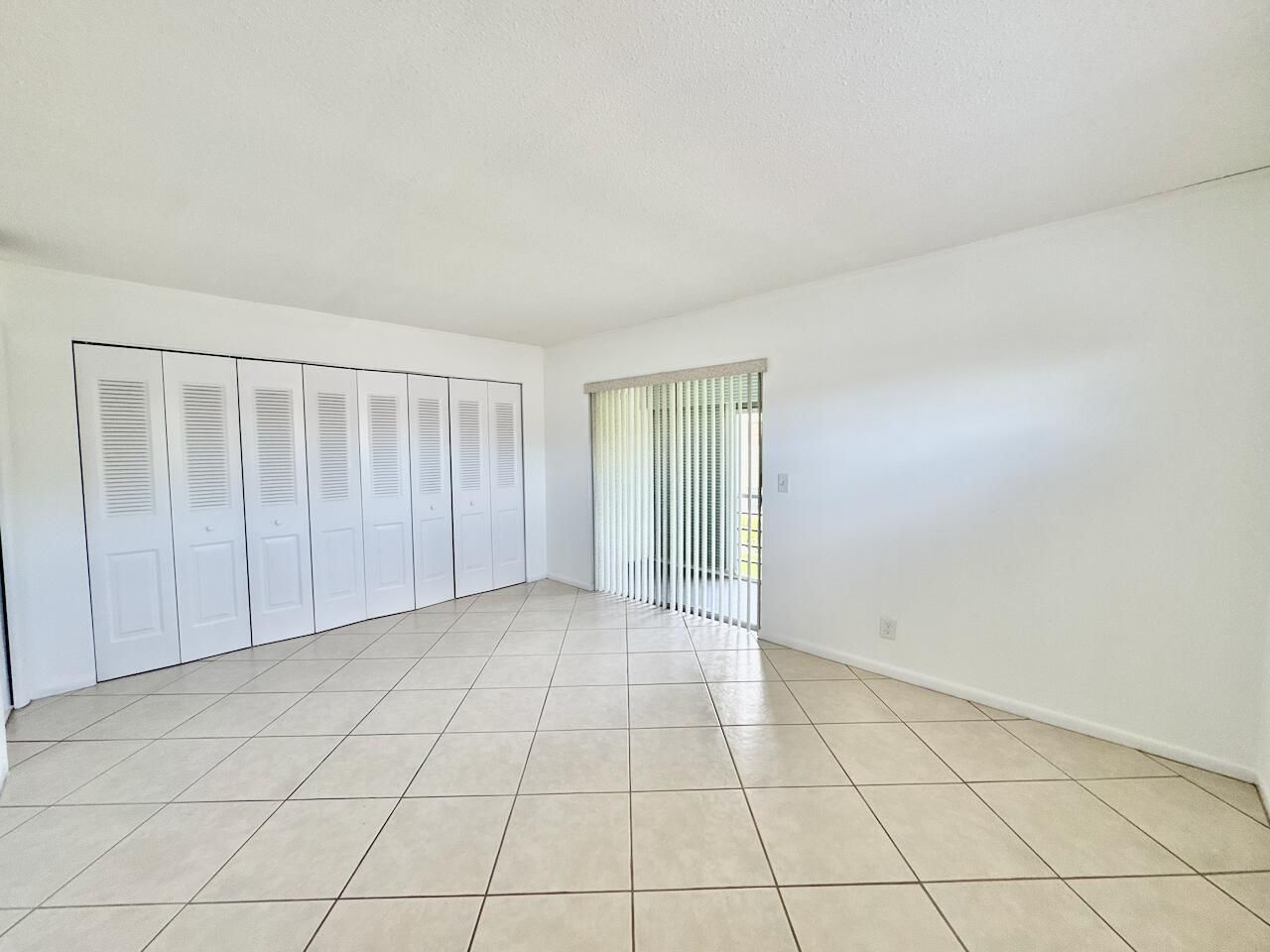 44 Canterbury B, West Palm Beach, FL 33417 Photo