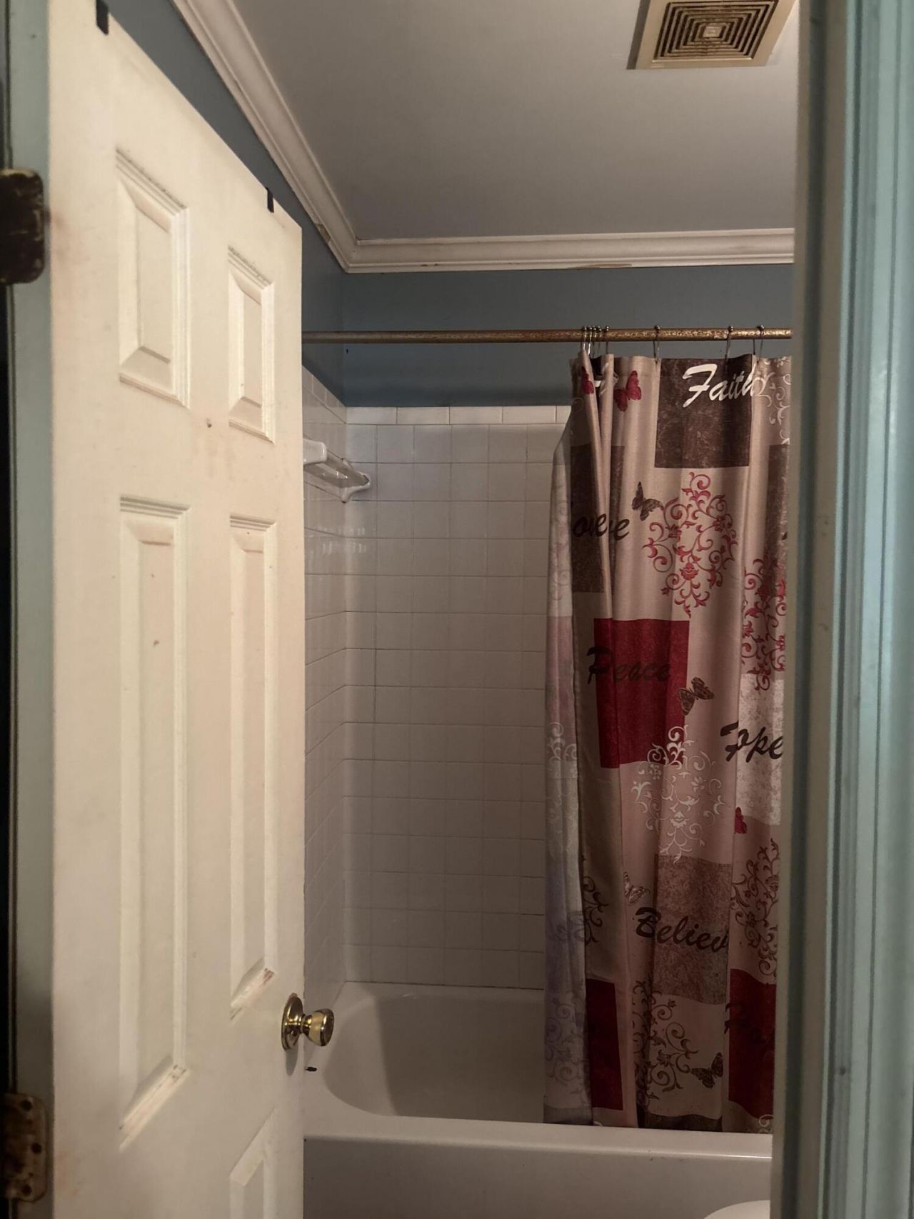 1155 Berkeley Street Photo 8