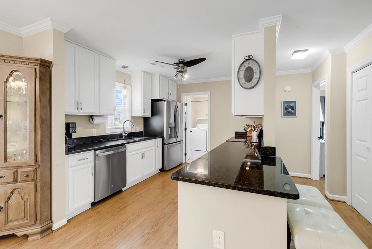 482 Bay Dr. Photo 12