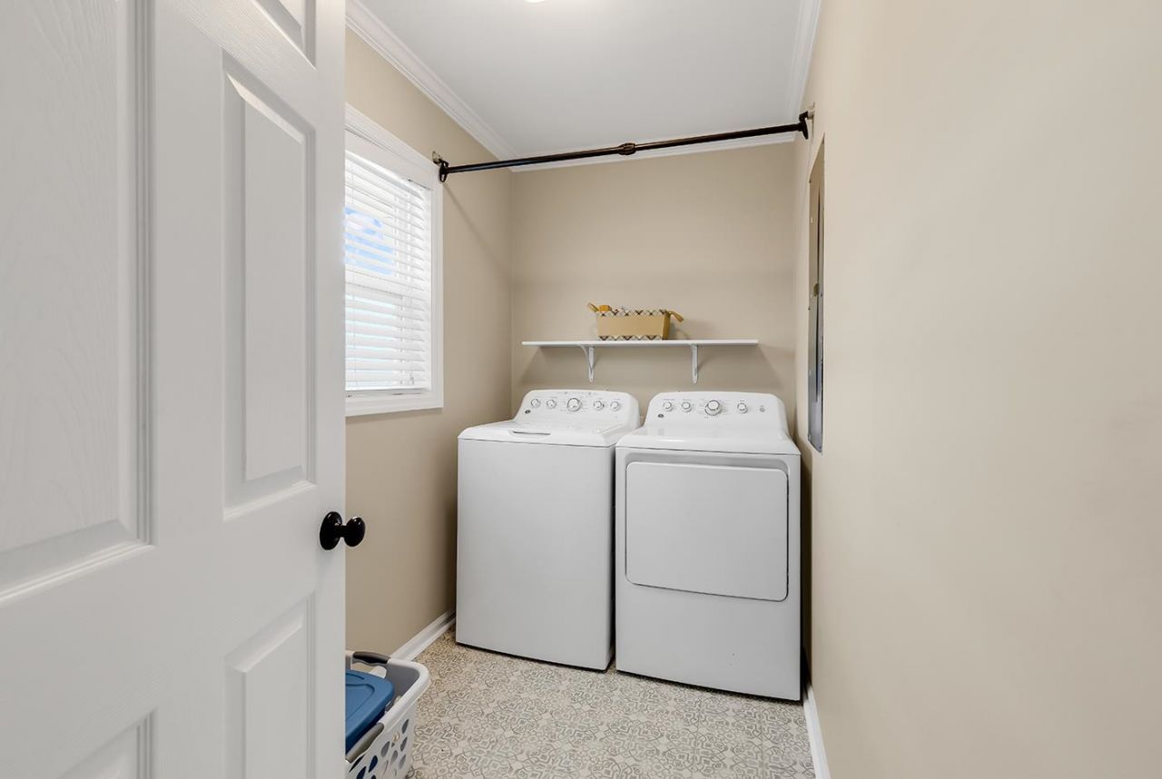 482 Bay Dr. Photo 18