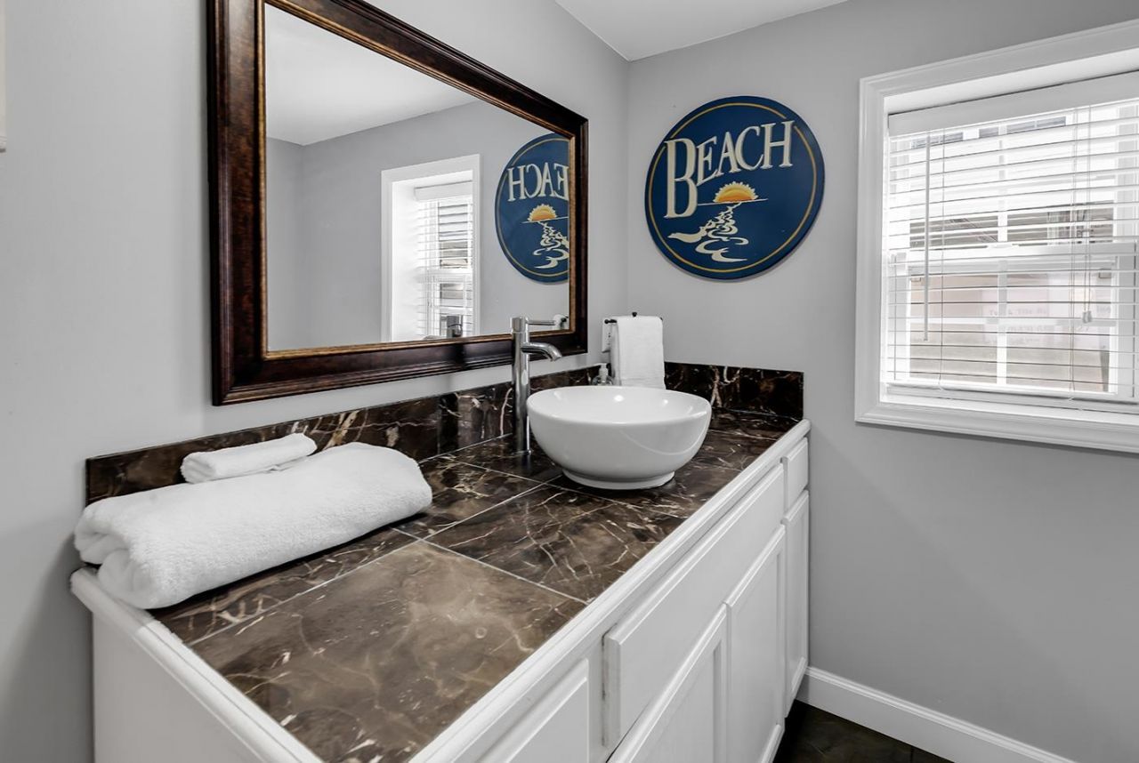482 Bay Dr. Photo 39
