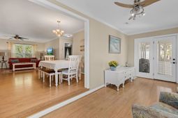 482 Bay Dr. photo 4