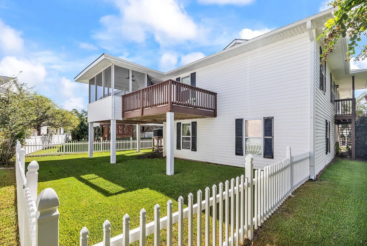 482 Bay Dr. Photo 44
