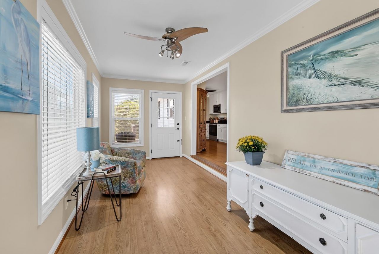 482 Bay Dr. Photo 6