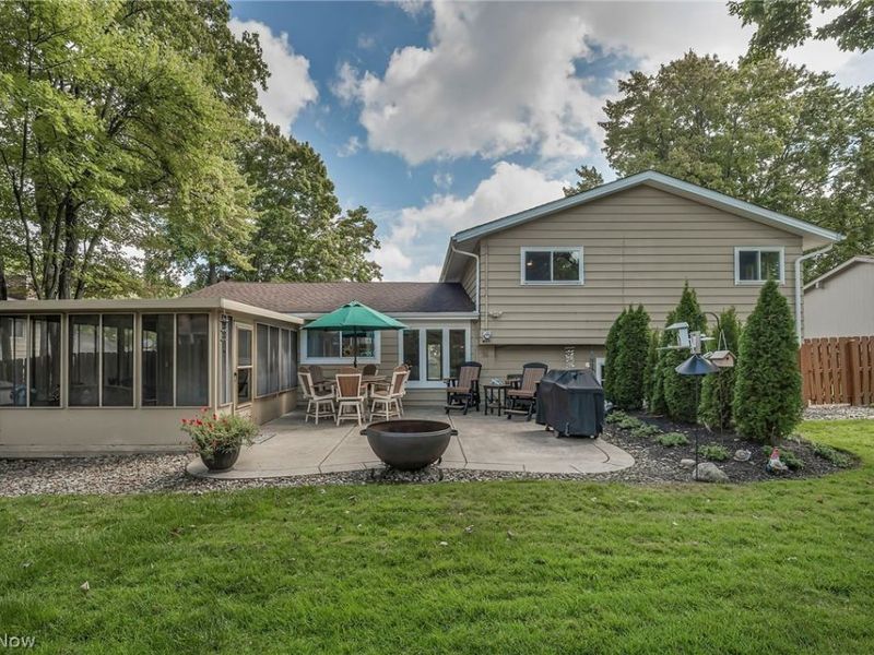 7676 Trenton Trail, Middleburg Heights, OH 44130 Photo 42