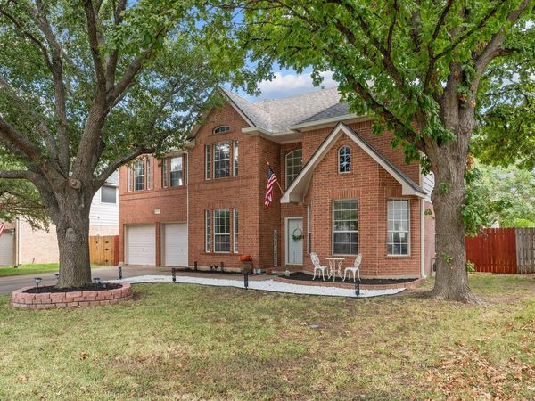 706 Churchill Farms DR, Georgetown, TX 78626