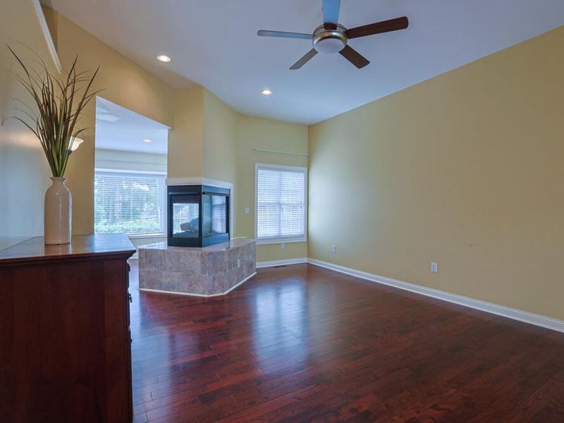 28 N Dilcrest Circle, Florence, KY 41042 Photo 6