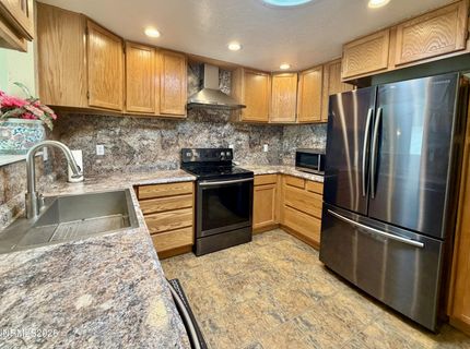 1315 Toiyabe Avenue, Gardnerville, NV 89410 Photo