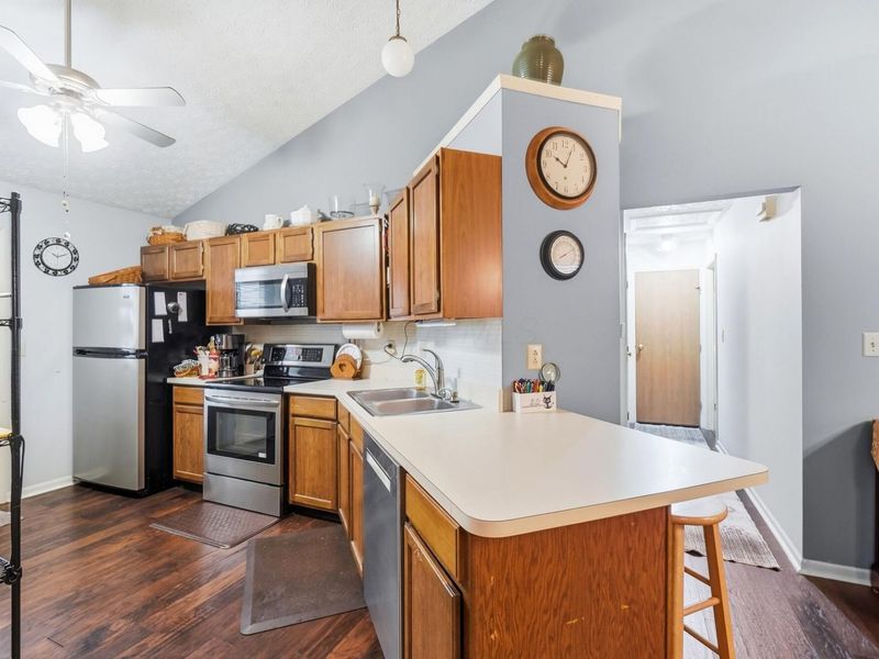 3594 Keeper Court, Columbus, OH 43221 Photo 10