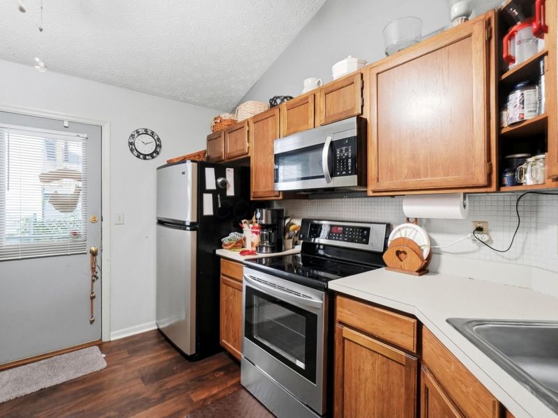 3594 Keeper Court, Columbus, OH 43221 Photo 11