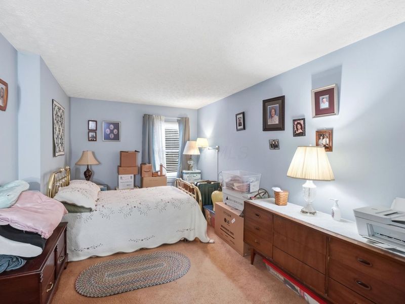 3594 Keeper Court, Columbus, OH 43221 Photo 19
