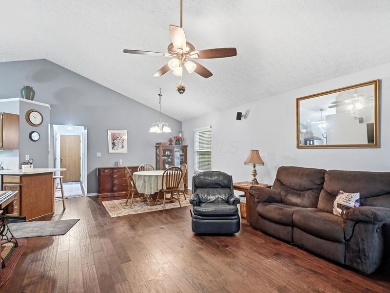 3594 Keeper Court, Columbus, OH 43221 Photo 8
