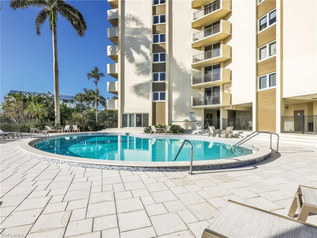2150 Gulf Shore Blvd N, Unit 407, Naples, FL 34102 Photo