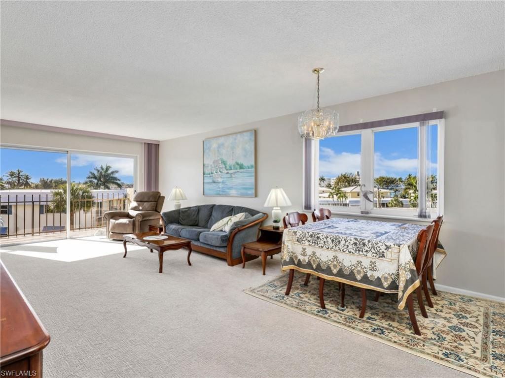 2150 Gulf Shore Blvd N, Unit 407, Naples, FL 34102 Photo