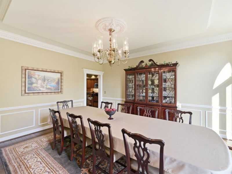 5595 Boomer Road, Cincinnati, OH 45247 Photo 38