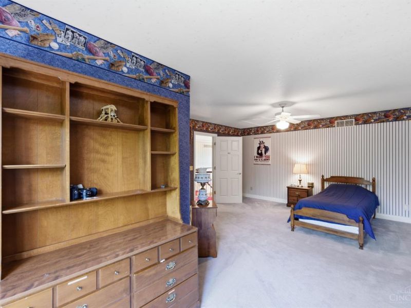 5595 Boomer Road, Cincinnati, OH 45247 Photo 58