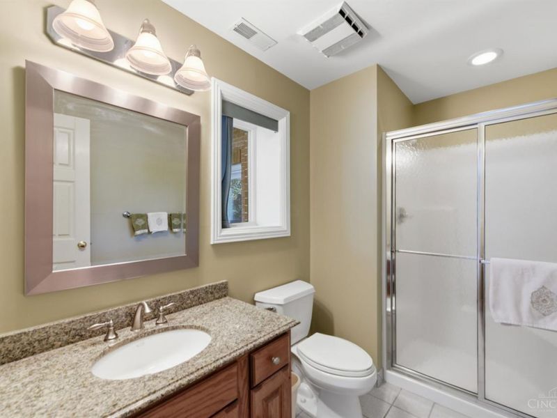 5595 Boomer Road, Cincinnati, OH 45247 Photo 69