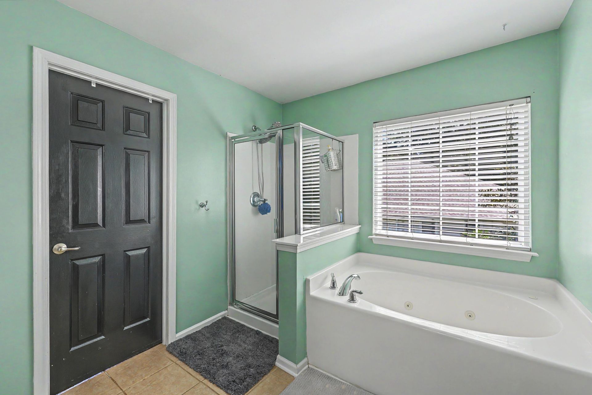 104 Arithmetic Court Photo 20