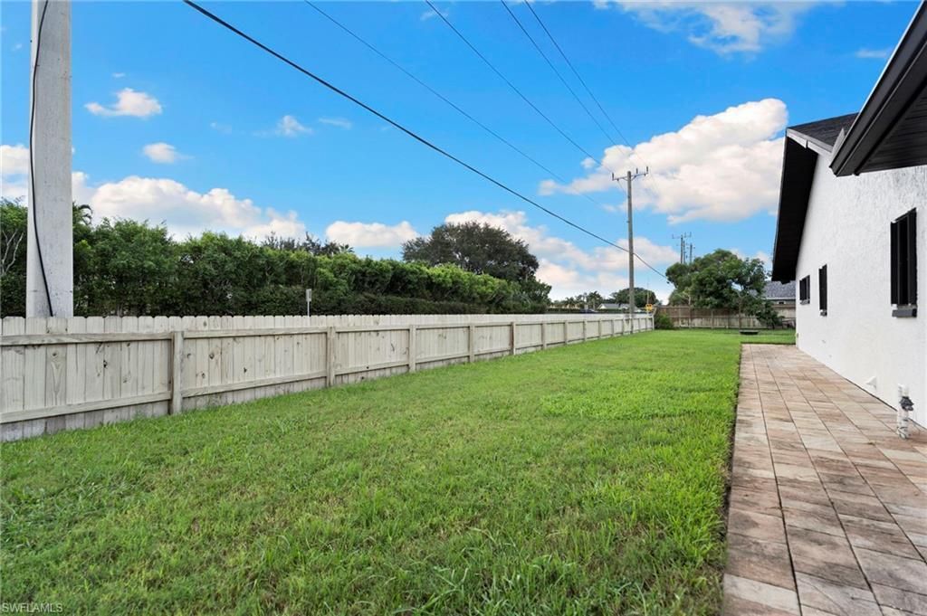 98 Chardon Pl, Naples, FL 34110 Photo