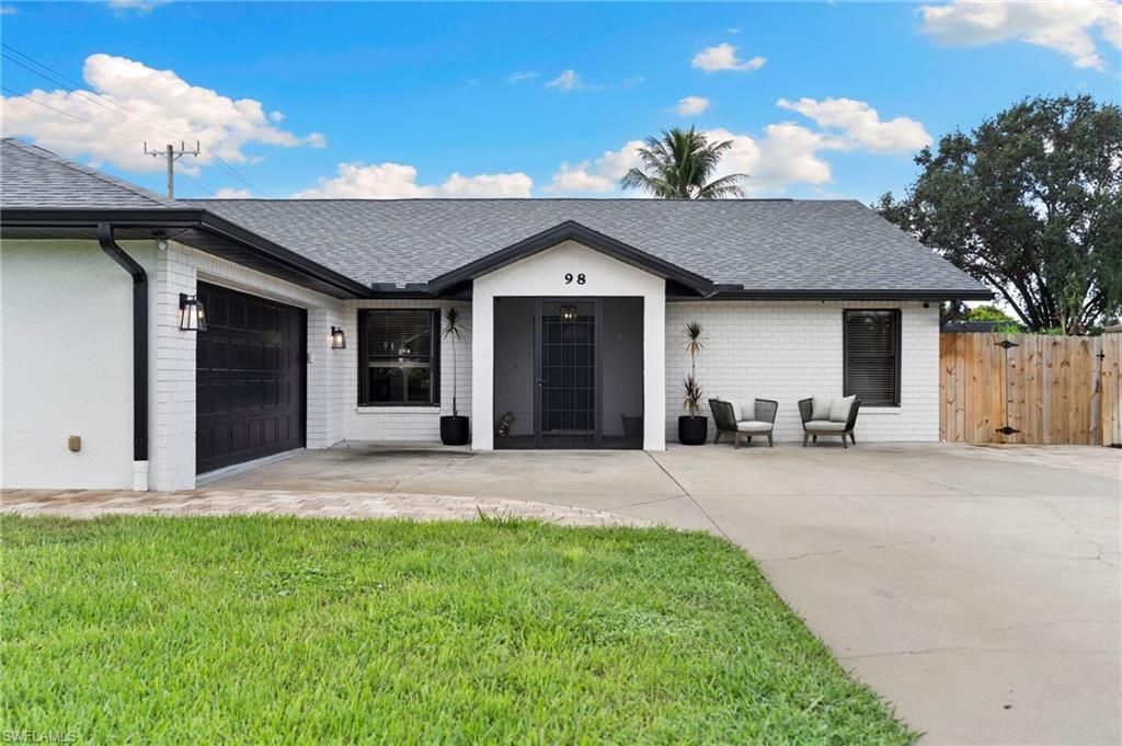 98 Chardon Pl, Naples, FL 34110 Photo