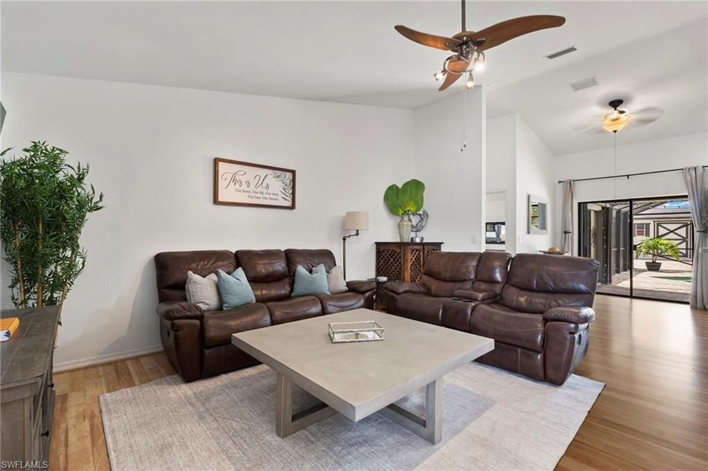 98 Chardon Pl, Naples, FL 34110 Photo