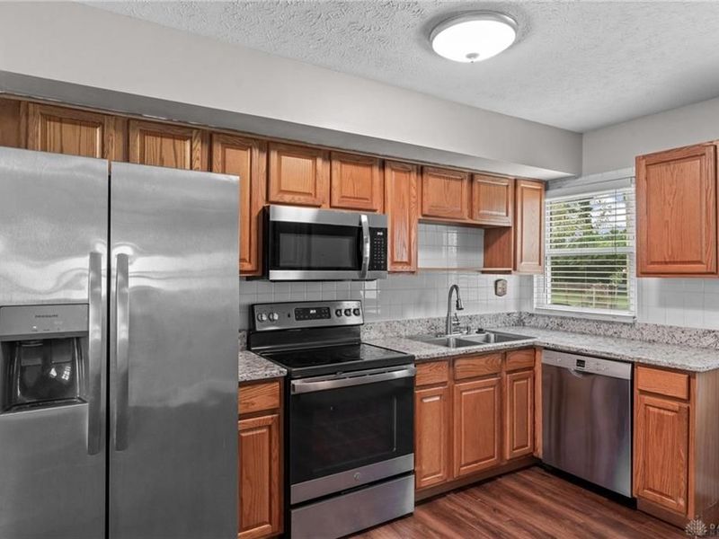 263 Marchmont Drive, Fairborn, OH 45324 Photo 11