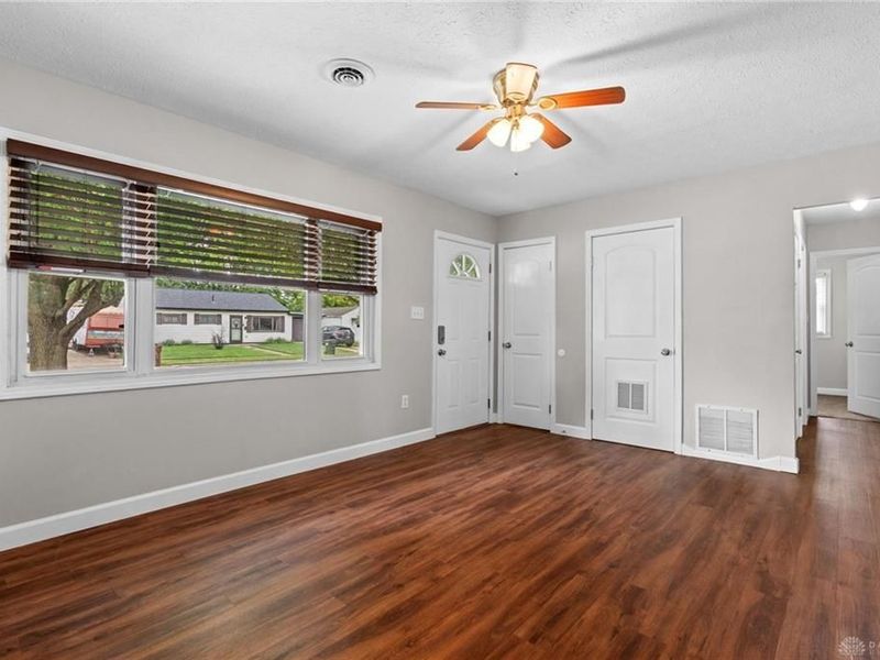 263 Marchmont Drive, Fairborn, OH 45324 Photo 8