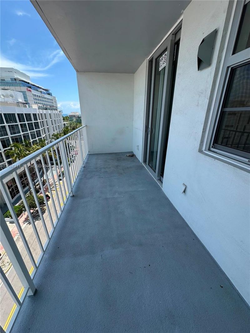 2829 Indian Creek Dr, Unit 804, Miami Beach, FL 33140 Photo