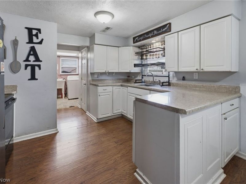 300 27th Street NW, Massillon, OH 44647 Photo 17