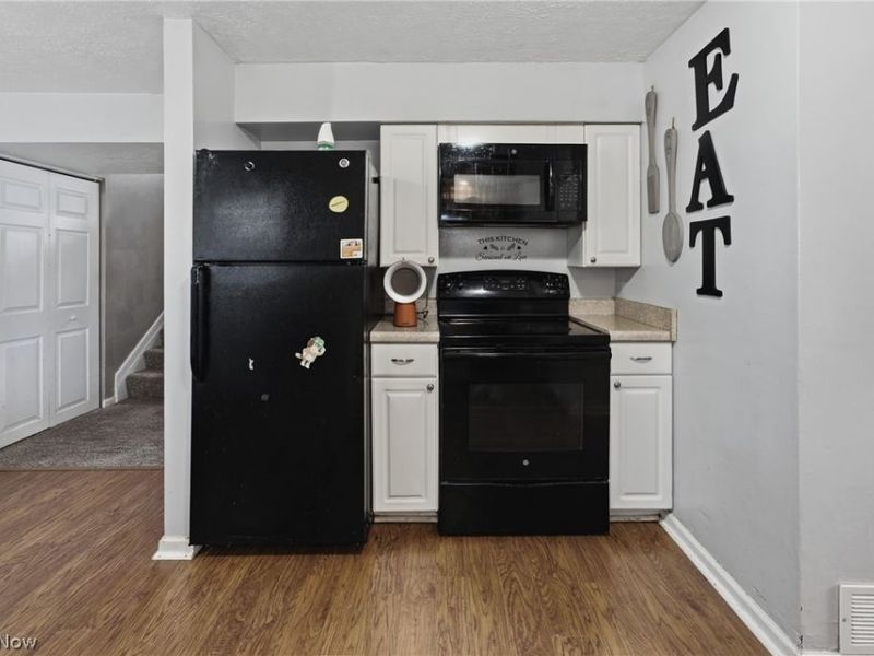 300 27th Street NW, Massillon, OH 44647 Photo 20