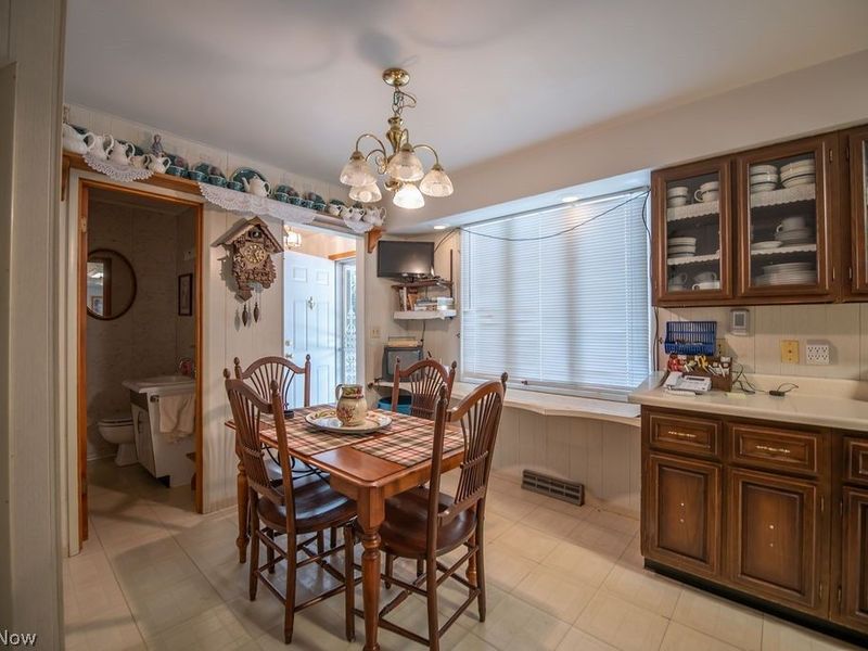 1779 Sunset Lane SE, New Philadelphia, OH 44663 Photo 6