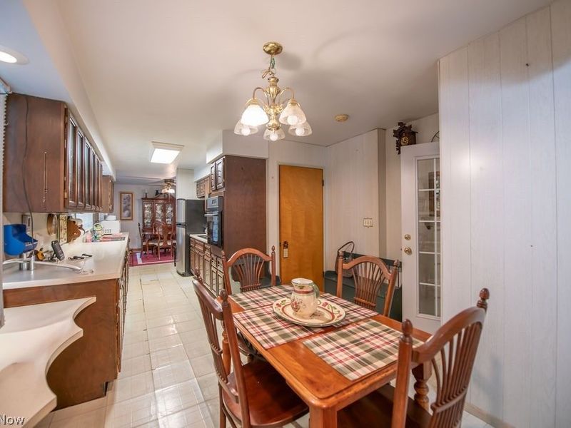 1779 Sunset Lane SE, New Philadelphia, OH 44663 Photo 8