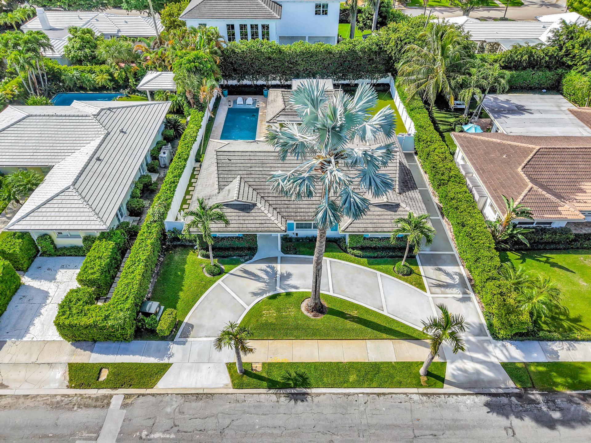 136 Worth Court S, West Palm Beach, FL 33405 Photo