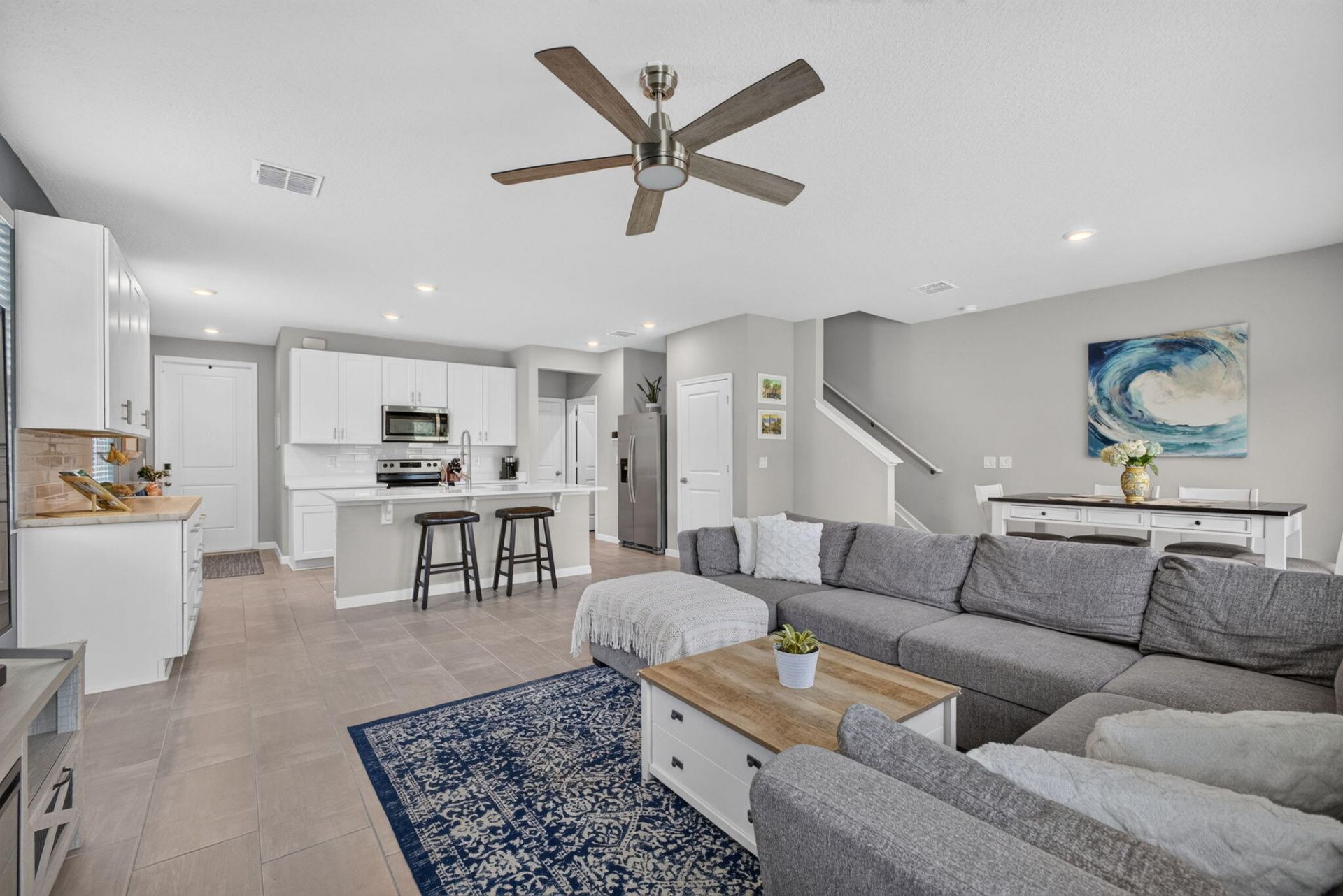 5600 Mentmore Drive, West Palm Beach, FL 33407 Photo
