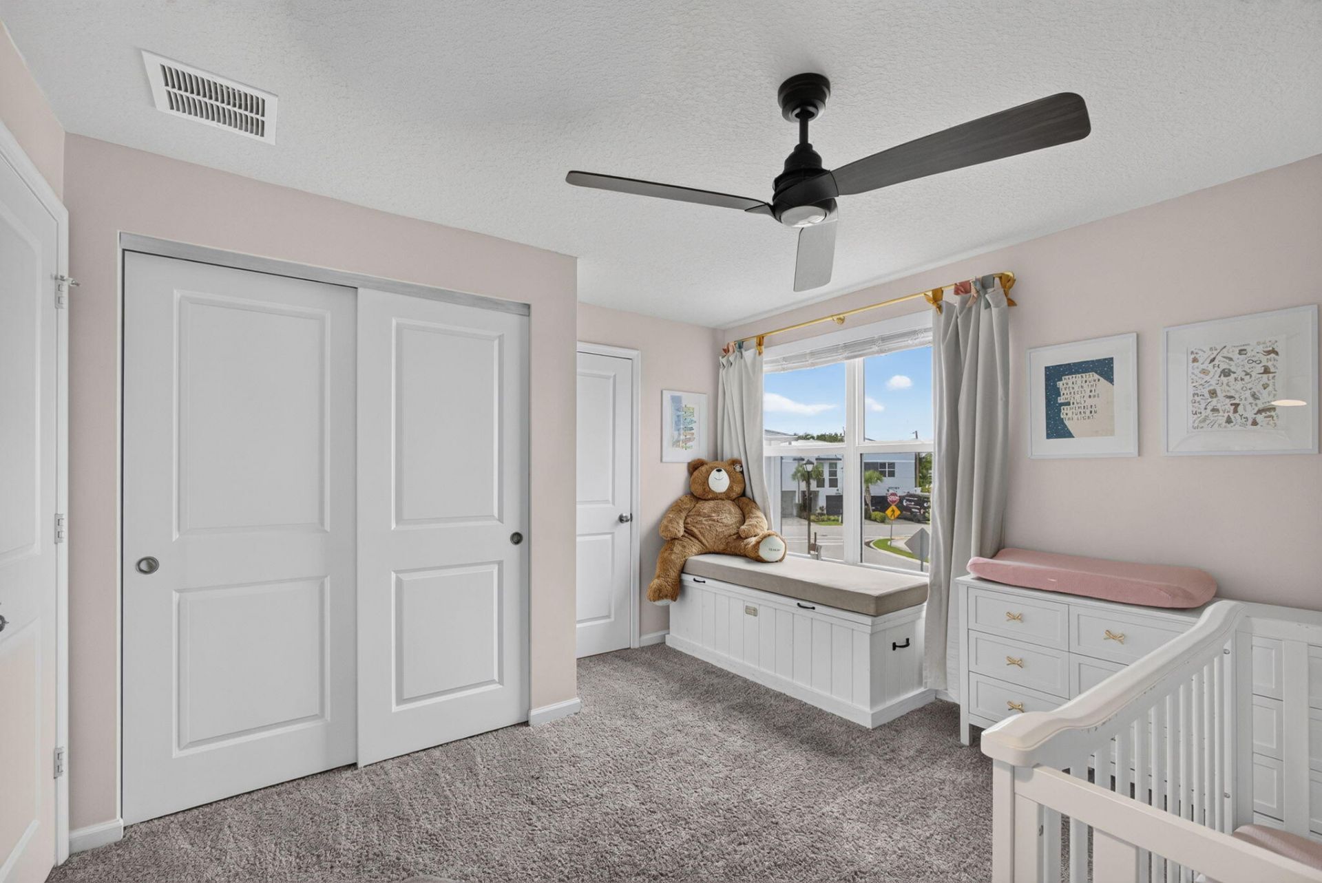 5600 Mentmore Drive, West Palm Beach, FL 33407 Photo