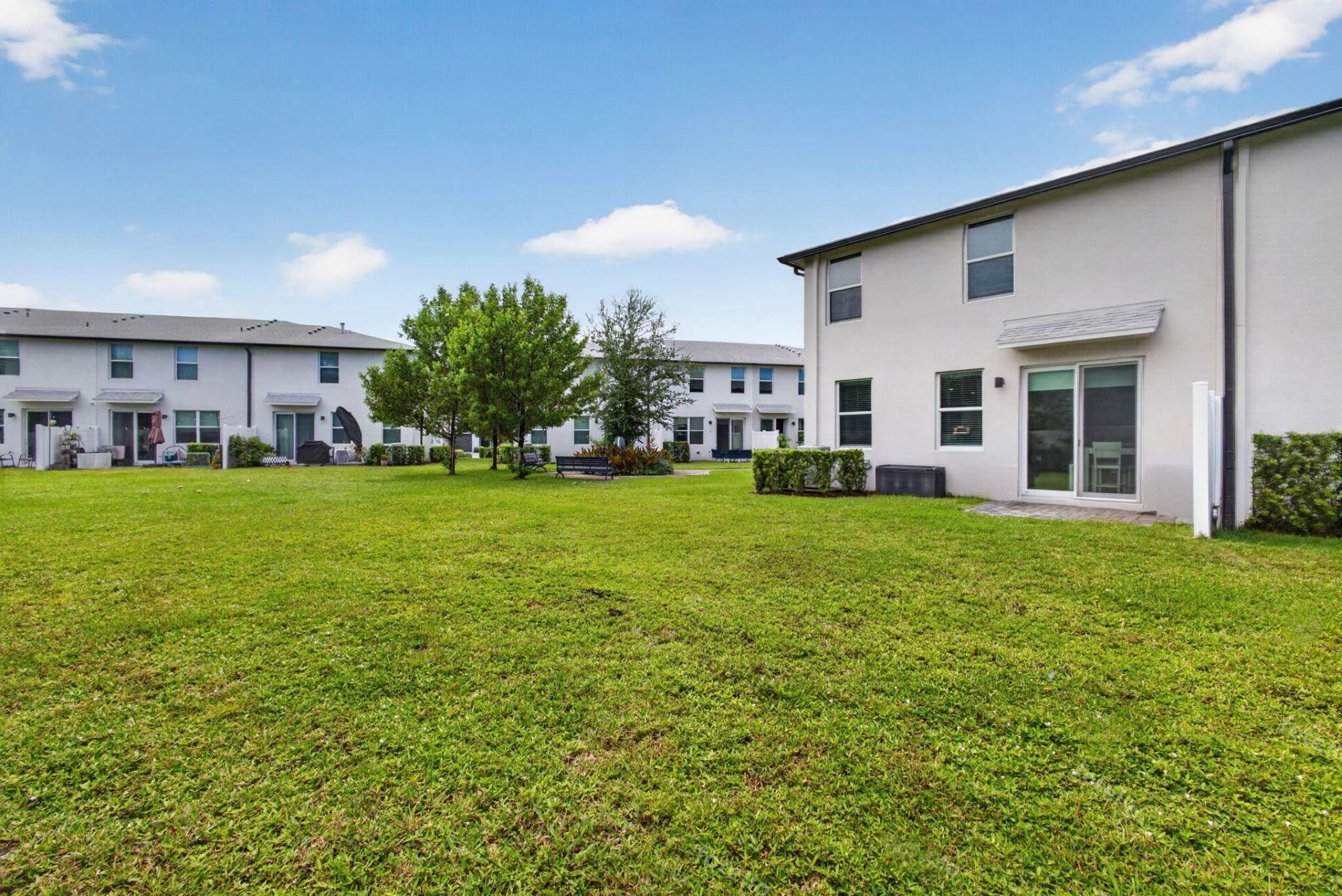 5600 Mentmore Drive, West Palm Beach, FL 33407 Photo