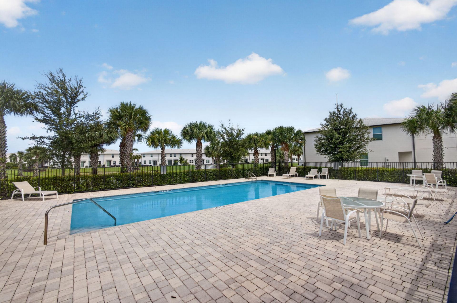 5600 Mentmore Drive, West Palm Beach, FL 33407 Photo