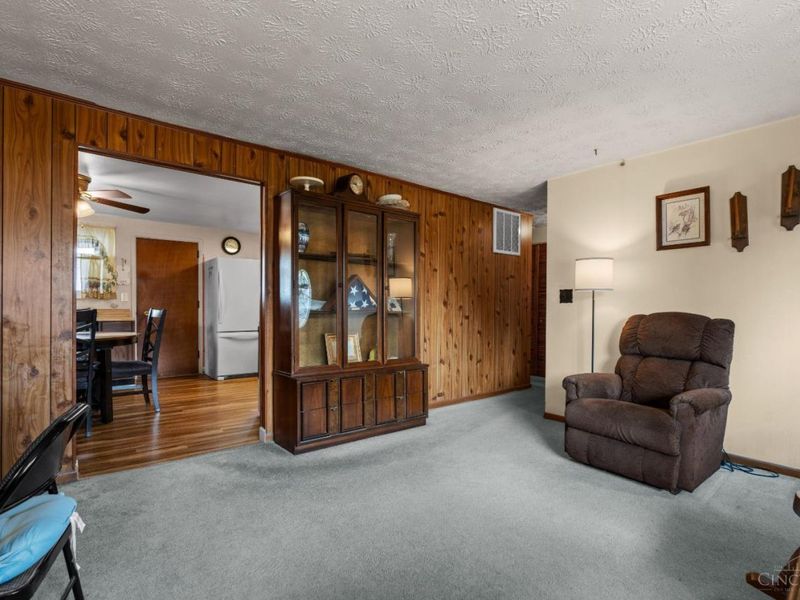 7845 Harshmanville Road, Huber Heights, OH 45424 Photo 11