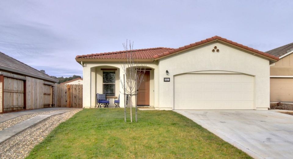 613 Morning Glory Cir, Ione, CA 95640 Photo