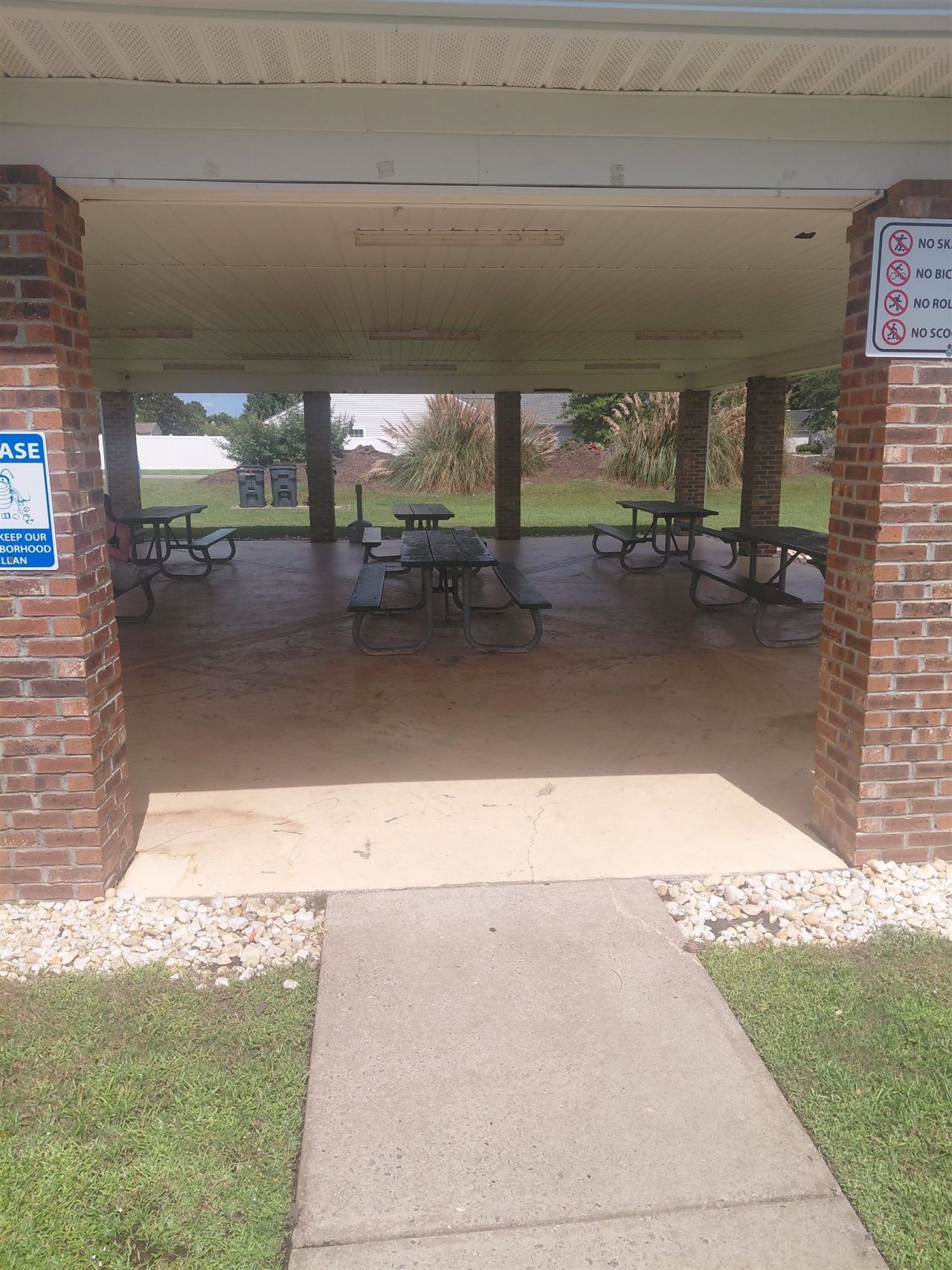 904 Silvercrest Dr. Photo 14