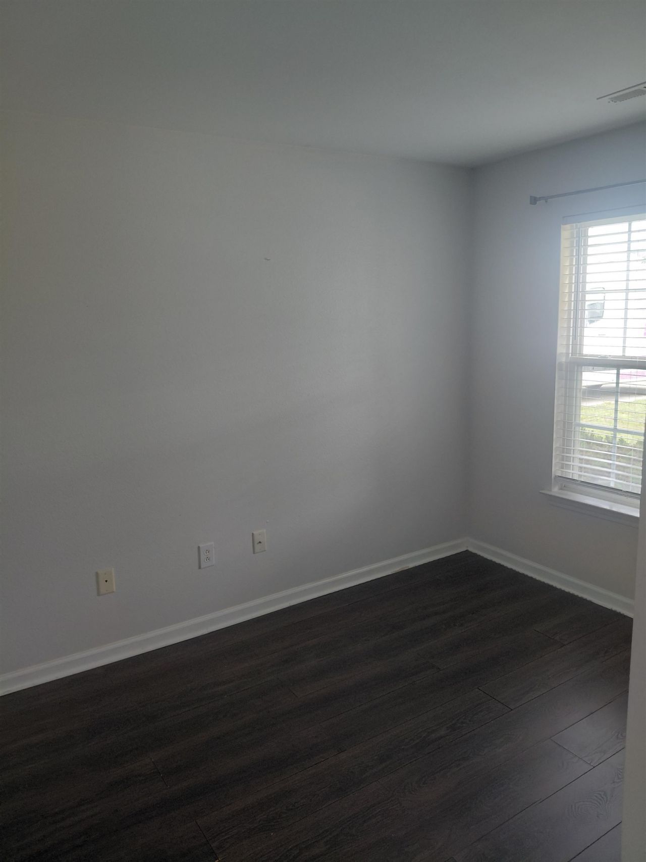 904 Silvercrest Dr. Photo 7