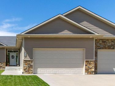 9250 Eagleton Lane, Lincoln, NE 68505