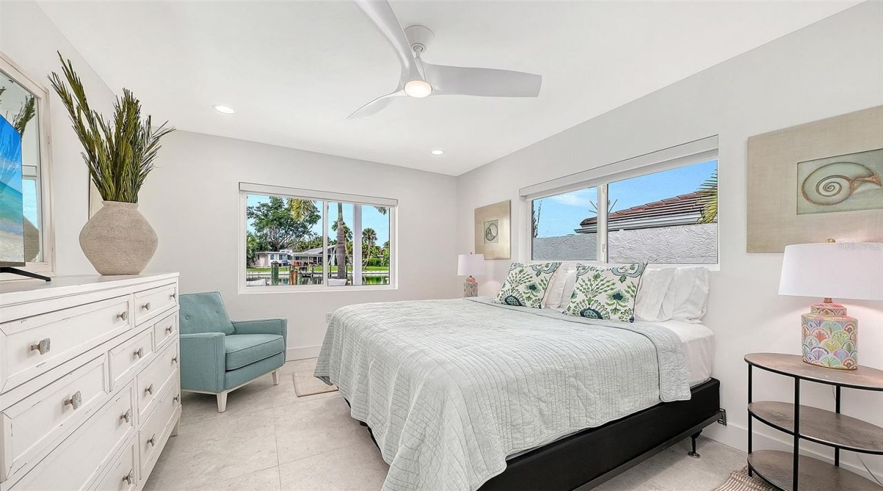 556 N Washington Drive, Sarasota, FL 34236 Photo