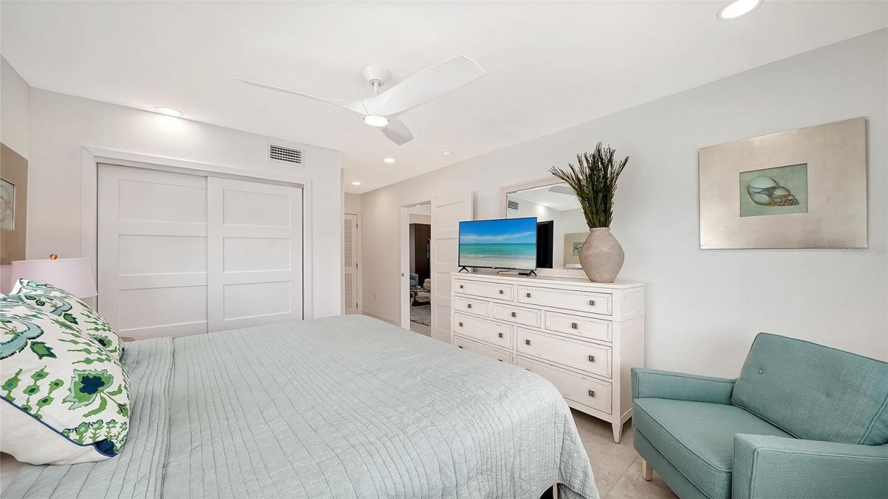 556 N Washington Drive, Sarasota, FL 34236 Photo