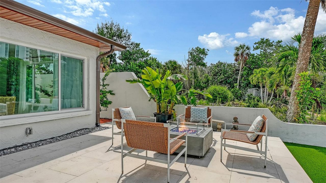 556 N Washington Drive, Sarasota, FL 34236 Photo